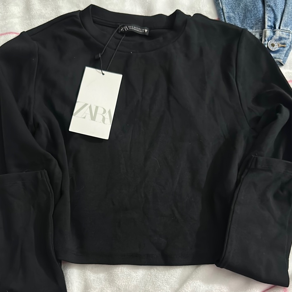 Zara Black Crop Fitted Sweatshirt